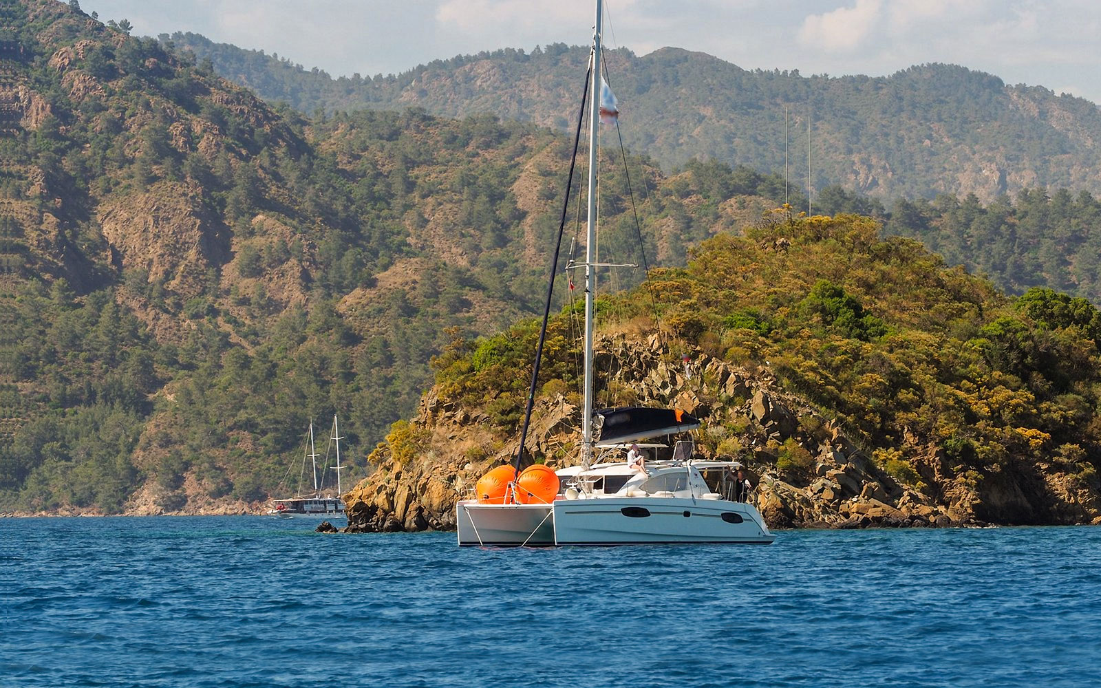 Have Catamaran tour in Costa Rica